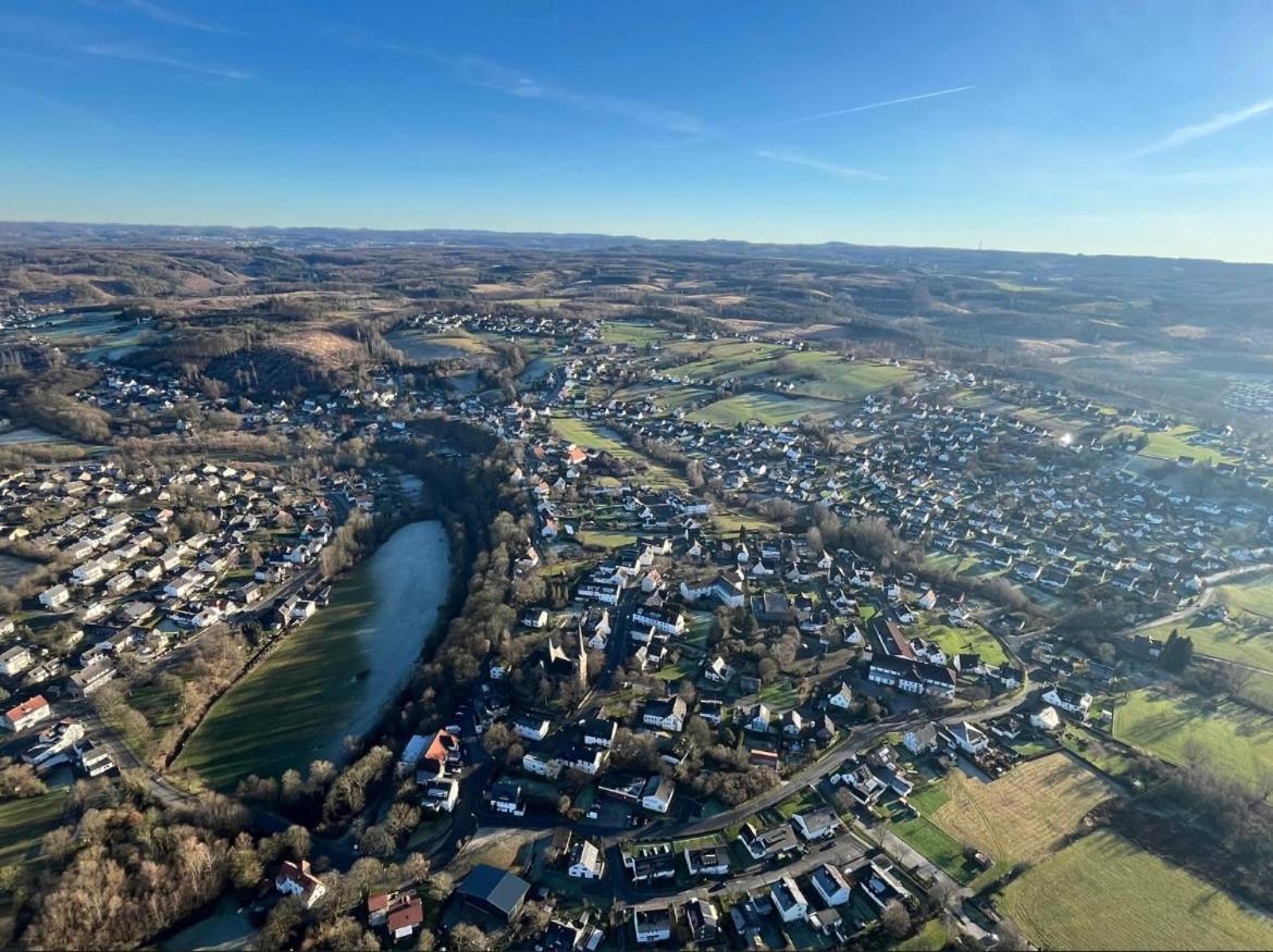 Ferienhaus Moehnetal Allagen Buitenkant foto