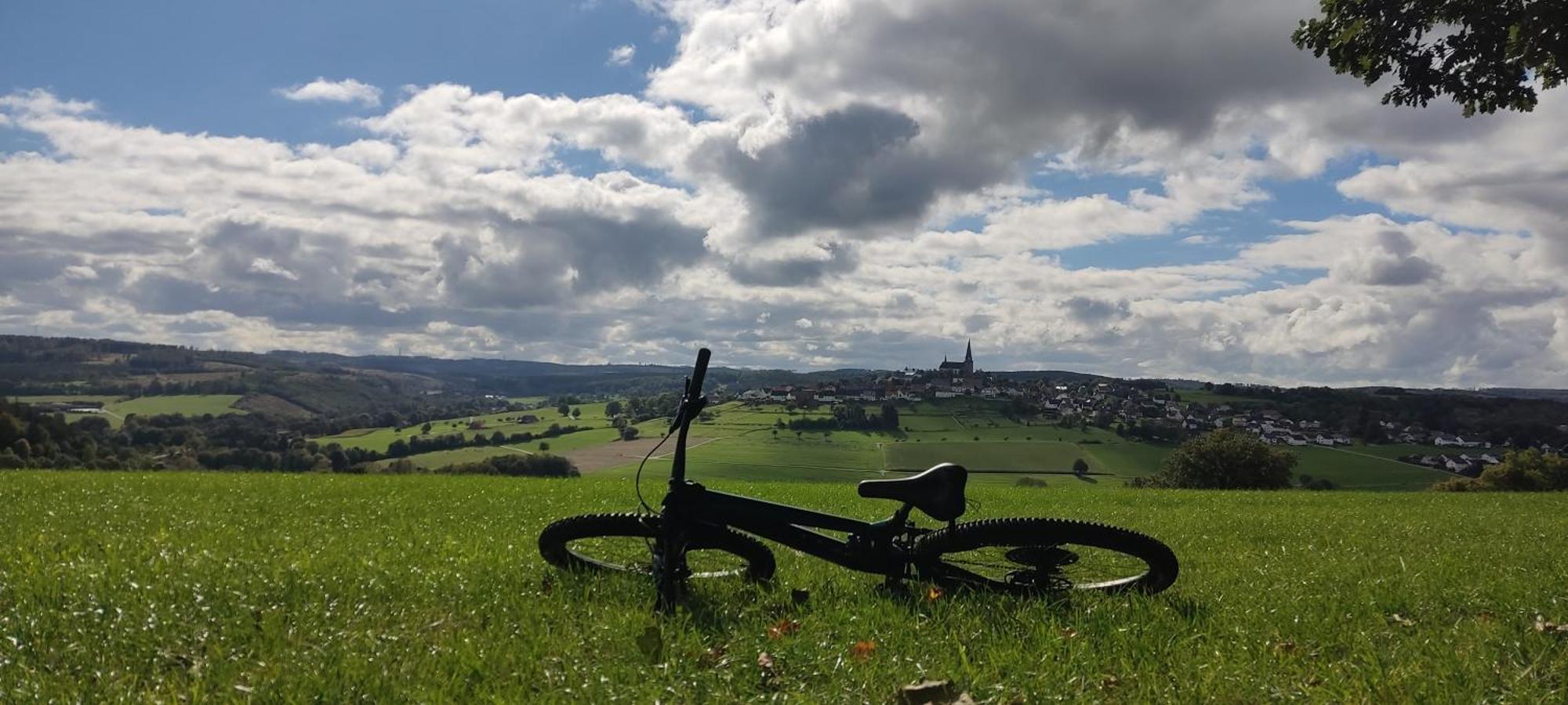 Ferienhaus Moehnetal Allagen Buitenkant foto